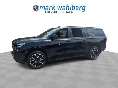 2023 Chevrolet Suburban RST