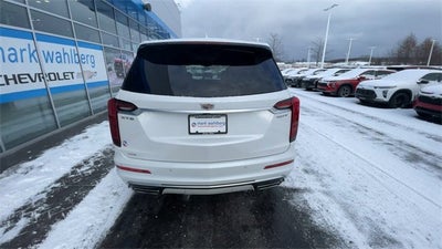 2024 Cadillac XT6 Luxury