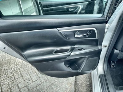 2016 Nissan Altima 2.5 SR