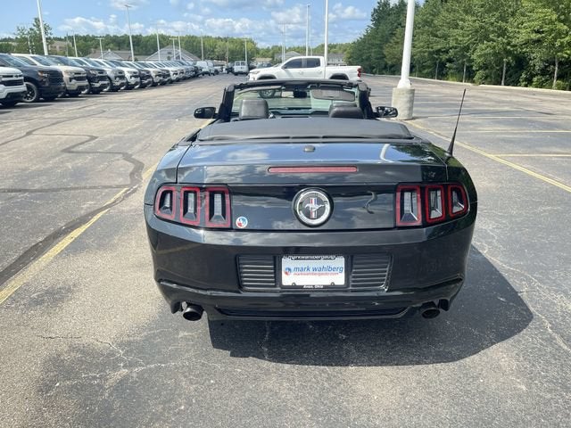 2014 Ford Mustang V6