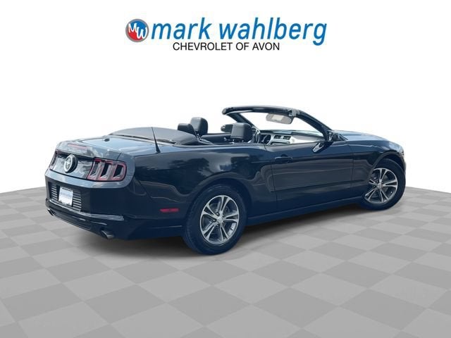 2014 Ford Mustang V6