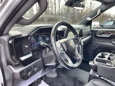 2023 Chevrolet Silverado 1500 LT (2FL)