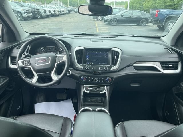2022 GMC Terrain SLT