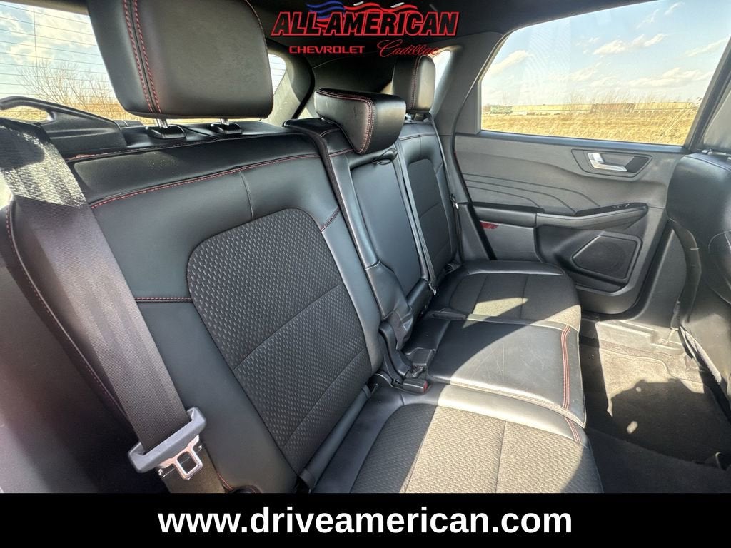 2025 Ford Escape ST-Line Select