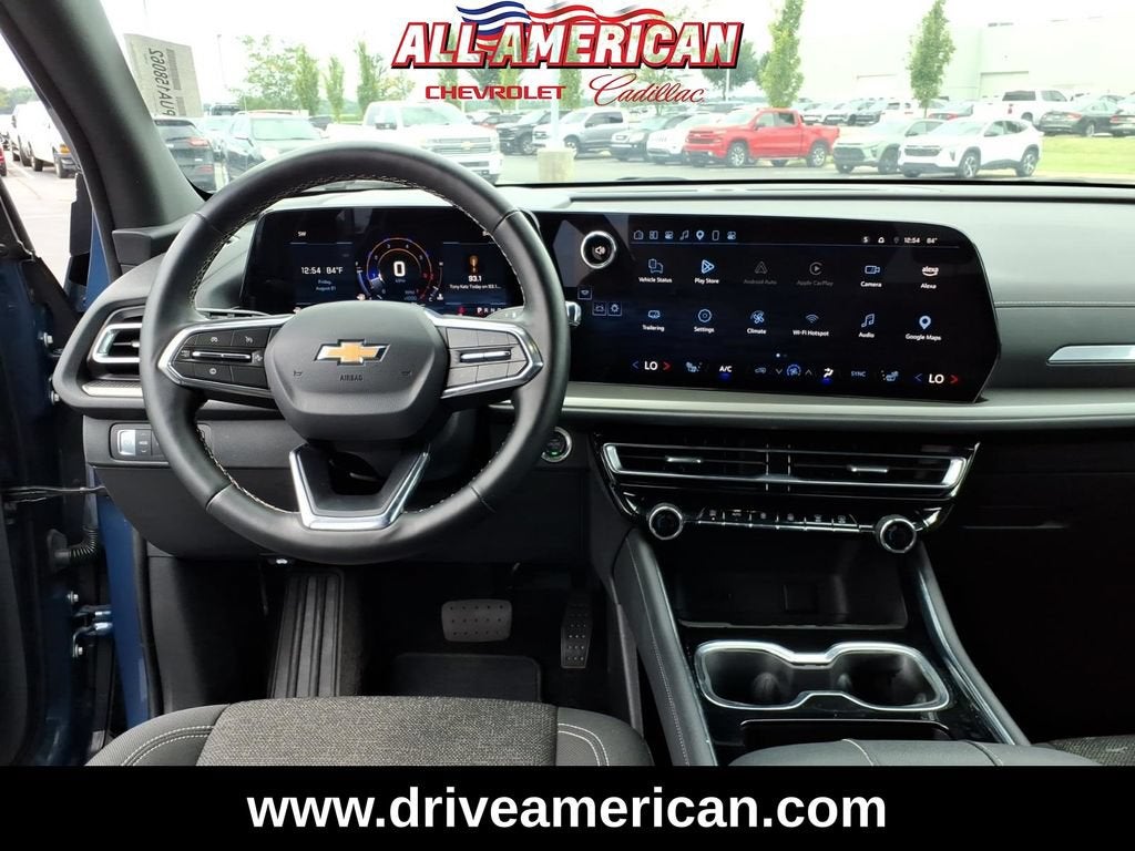 2025 Chevrolet Traverse LT