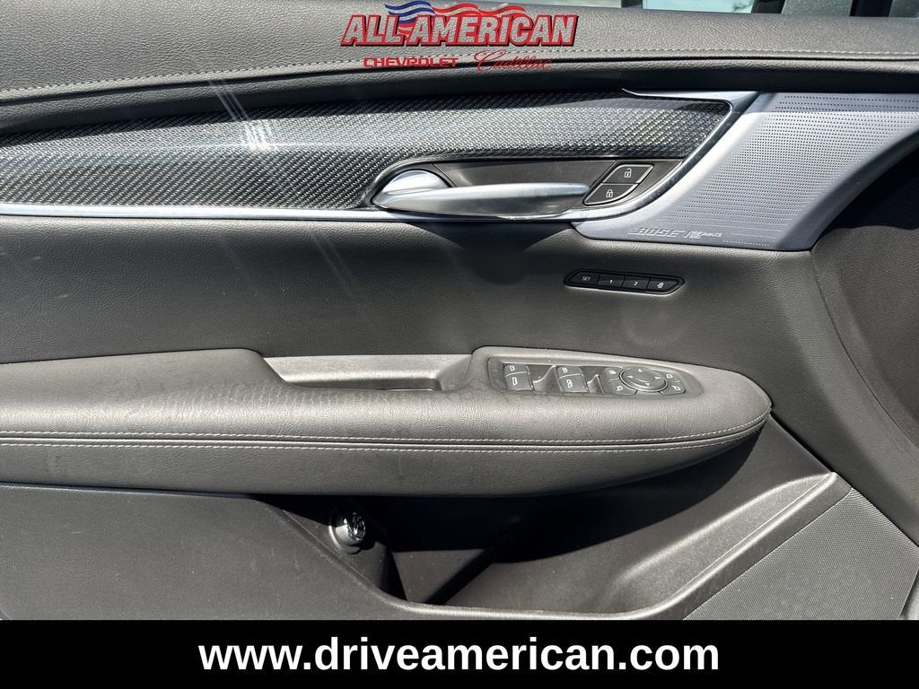 2024 Cadillac XT5 Sport