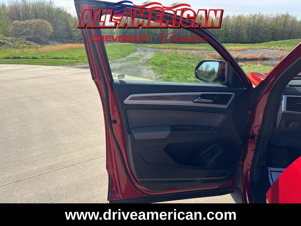 2022 Volkswagen Atlas Cross Sport 3.6L V6 SE w/Technology