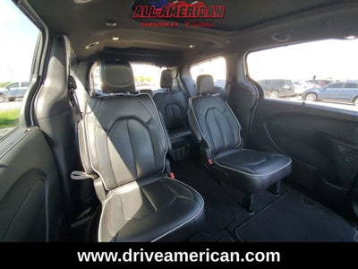 2025 Chrysler Pacifica Limited
