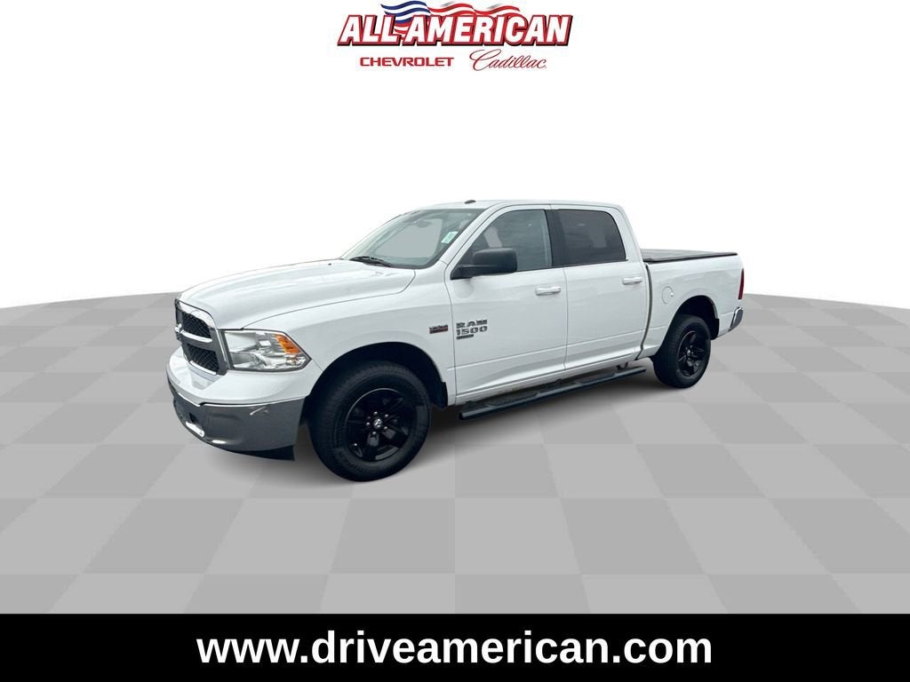2019 RAM 1500 Classic SLT 4x4 Crew Cab 5'7's photo
