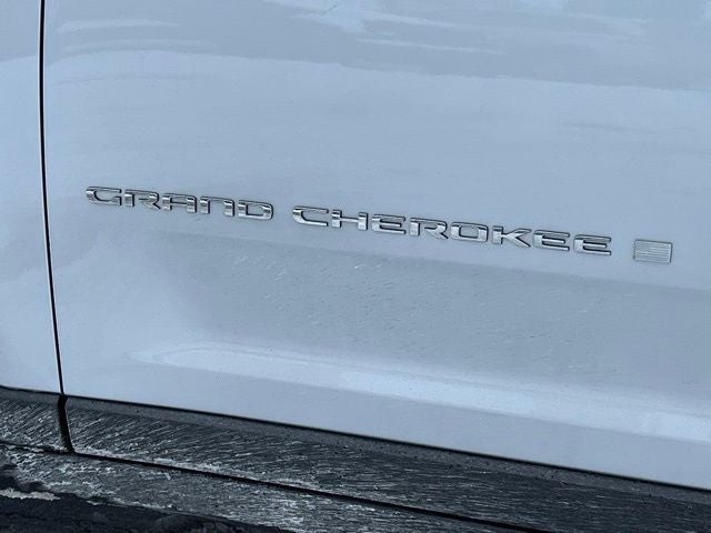 2023 Jeep Grand Cherokee L Laredo 4x4