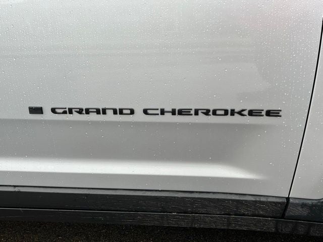 2022 Jeep Grand Cherokee L Altitude 4x4