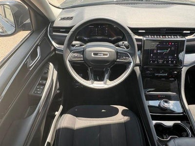 2023 Jeep Grand Cherokee L Laredo 4x4