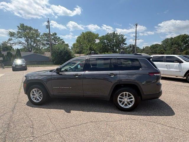 2023 Jeep Grand Cherokee L Laredo 4x4