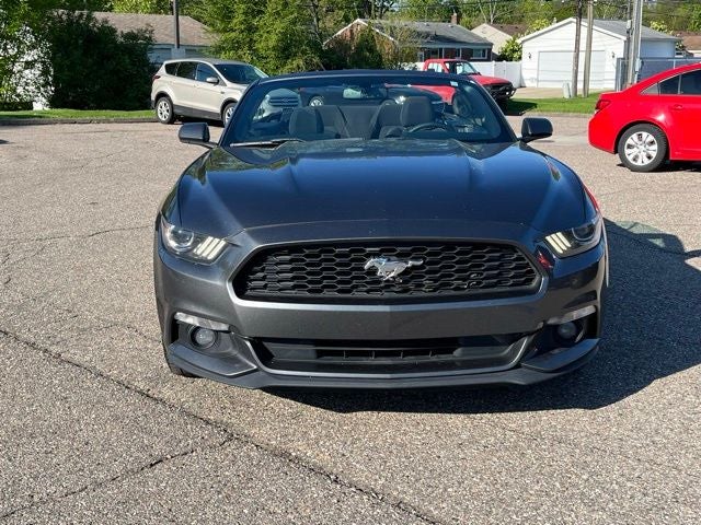 2017 Ford Mustang V6