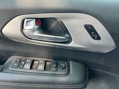 2023 Chrysler Pacifica Limited AWD