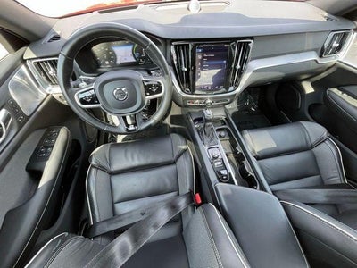 2019 Volvo S60 T6 R-Design