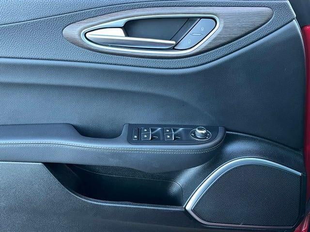 2017 Alfa Romeo Giulia Ti AWD