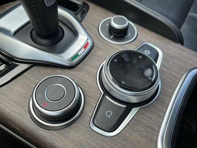2020 Alfa Romeo Giulia Ti AWD