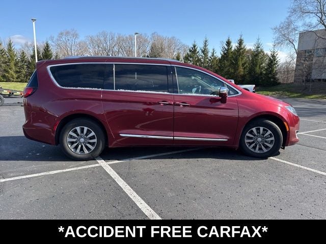 2020 Chrysler Pacifica Hybrid Limited