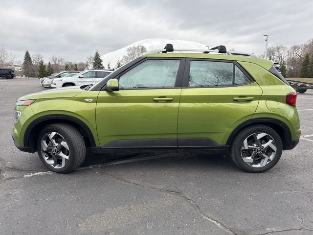 2022 Hyundai Venue SEL