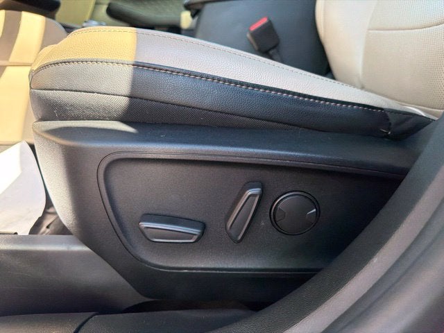 2020 Ford Escape Hybrid Titanium