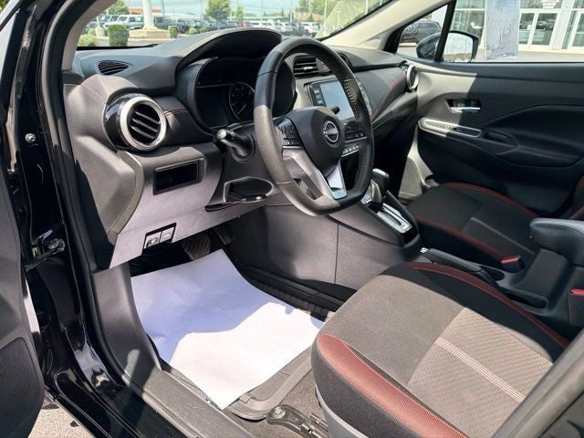 2025 Nissan Versa 1.6 SR