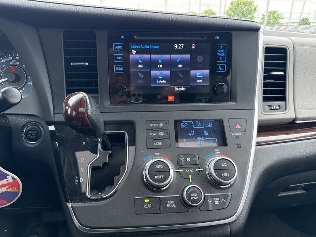 2017 Toyota Sienna Limited Premium 7 Passenger