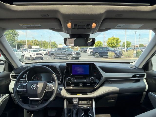 2023 Toyota Highlander XLE