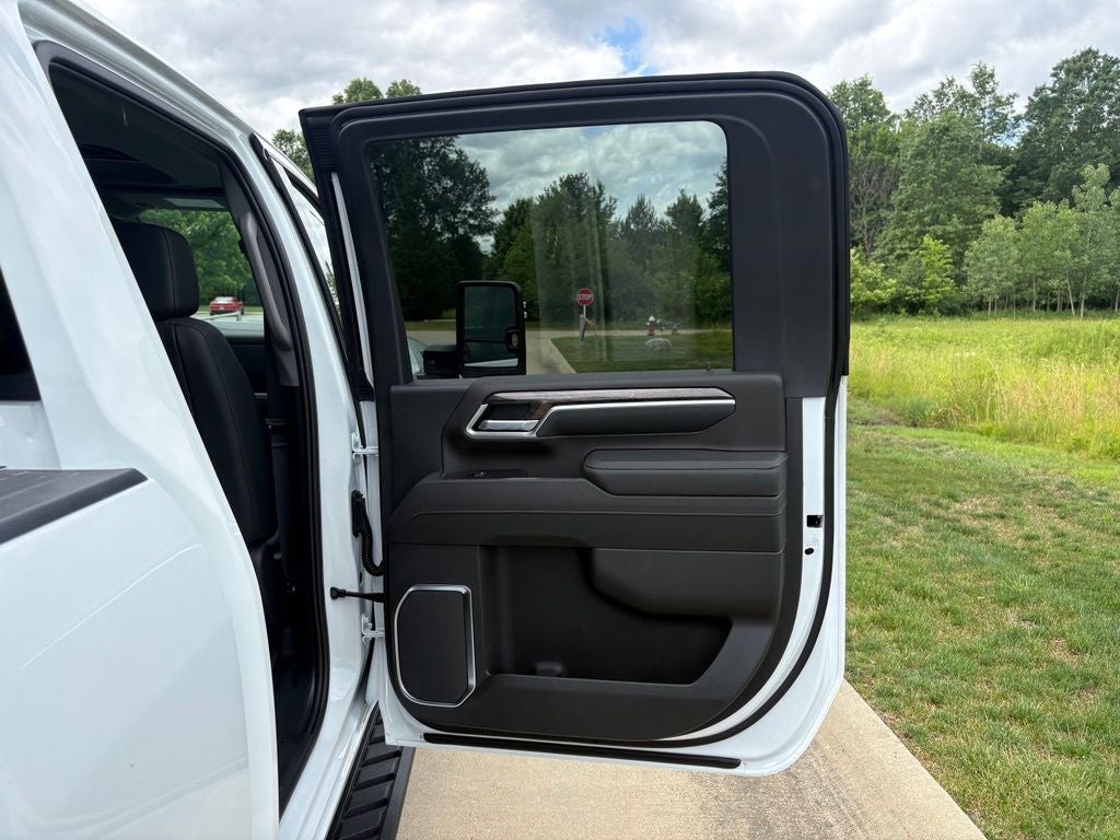 2026 Chevrolet Silverado 2500 HD LTZ - Photo 49