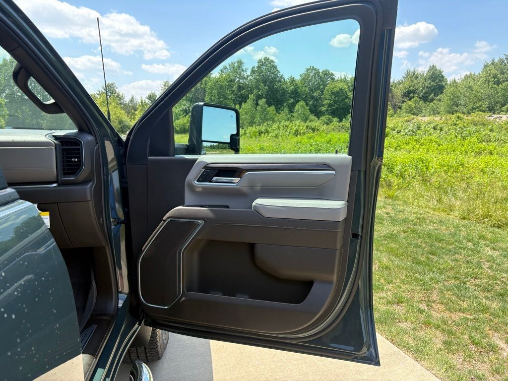 2026 Chevrolet Silverado 3500HD LT