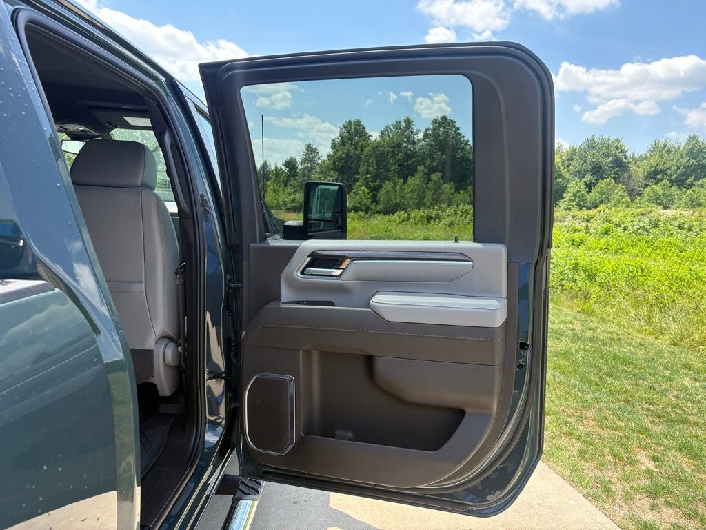 2026 Chevrolet Silverado 3500HD LT