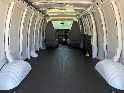 2026 Chevrolet Express 3500 Work Van Cargo