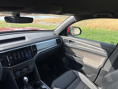 2022 Volkswagen Atlas Cross Sport 3.6L V6 SE w/Technology
