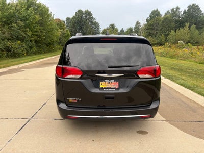 2020 Chrysler Pacifica Touring L Plus