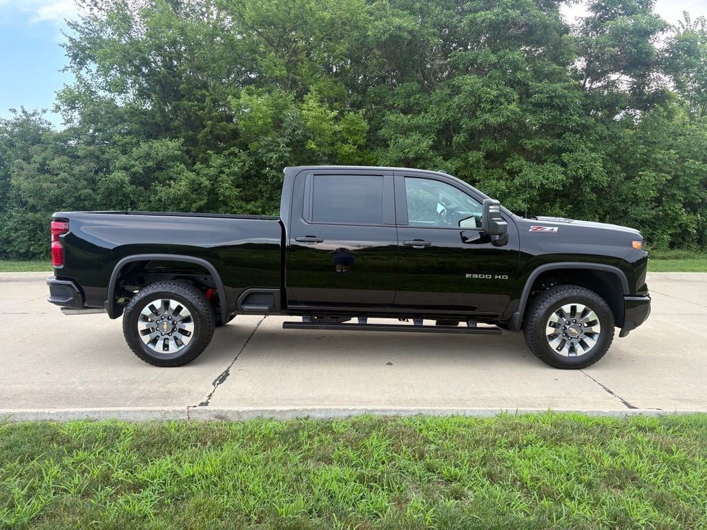 2026 Chevrolet Silverado 2500HD Custom