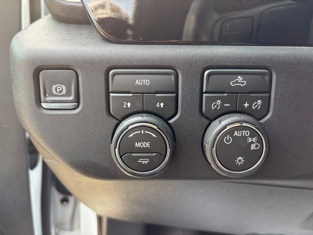 2026 Chevrolet Silverado 1500 LT LT1