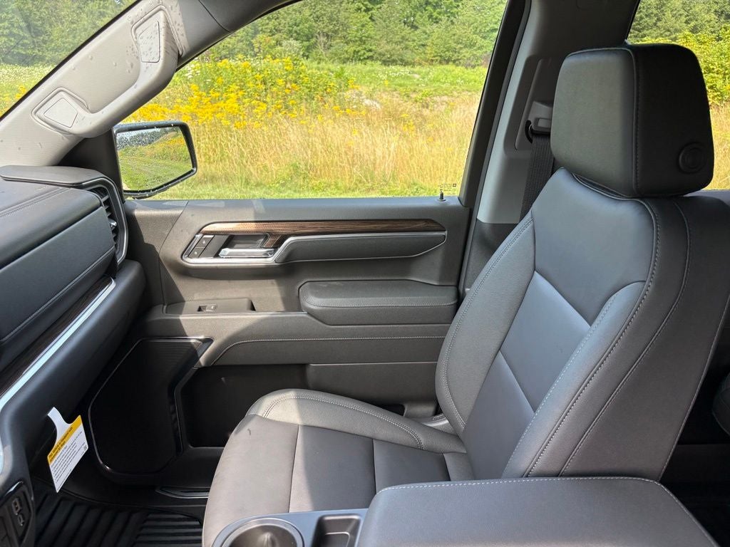 2026 Chevrolet Silverado 1500 LT LT1