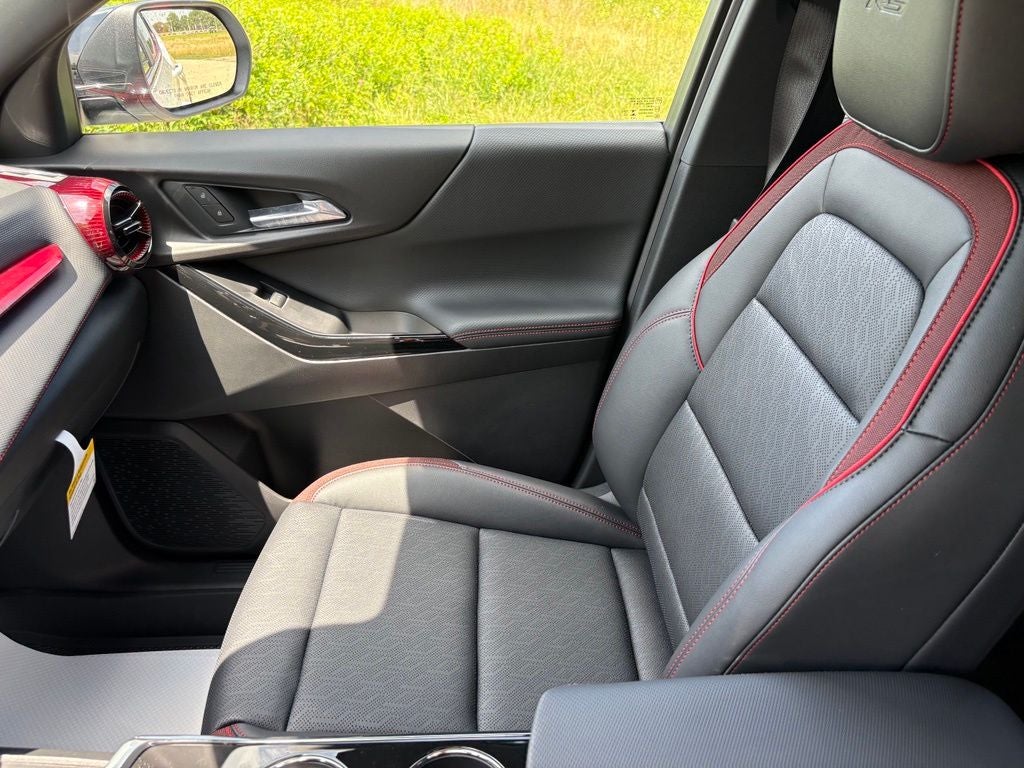 2027 Chevrolet Equinox RS - Photo 17