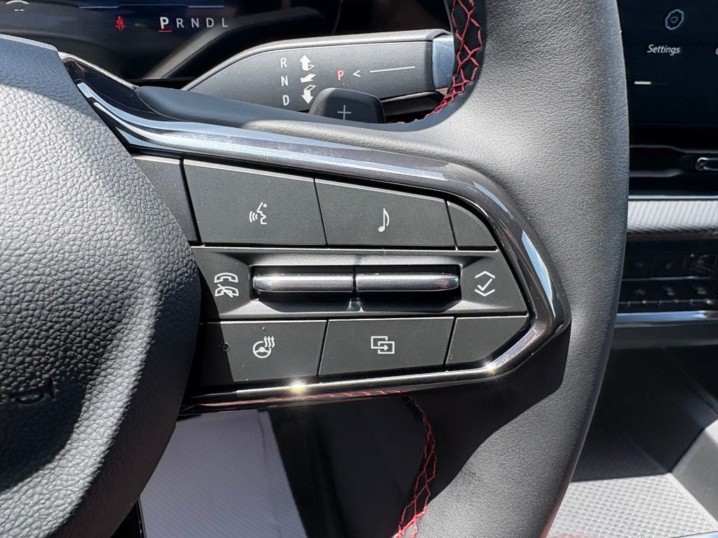 2027 Chevrolet Equinox RS - Photo 20