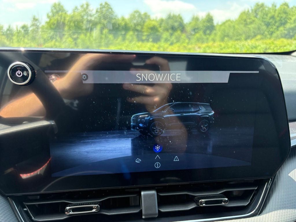 2027 Chevrolet Equinox RS - Photo 36