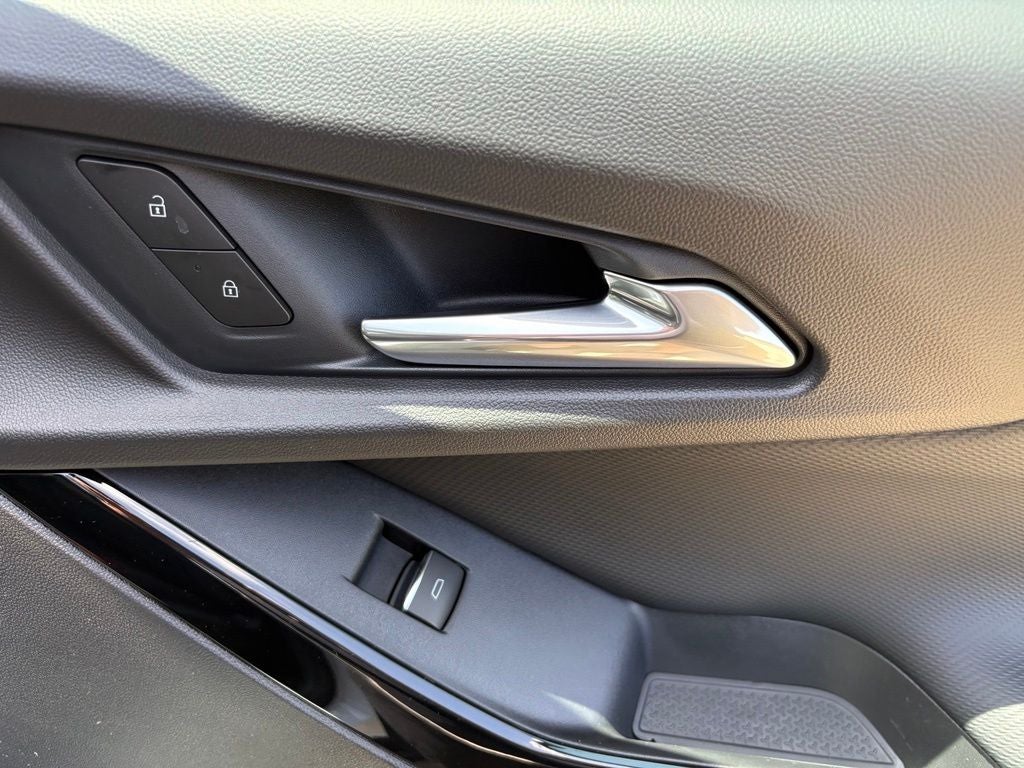 2027 Chevrolet Equinox RS - Photo 41
