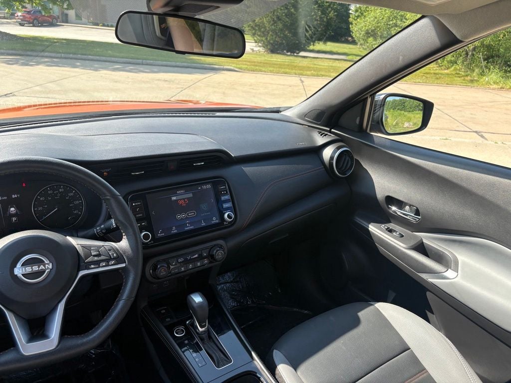 2023 Nissan Kicks SR