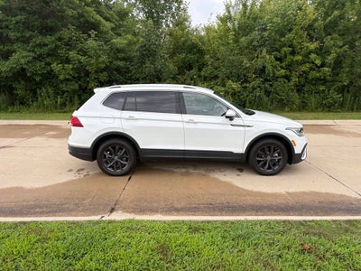 2024 Volkswagen Tiguan 2.0T SE