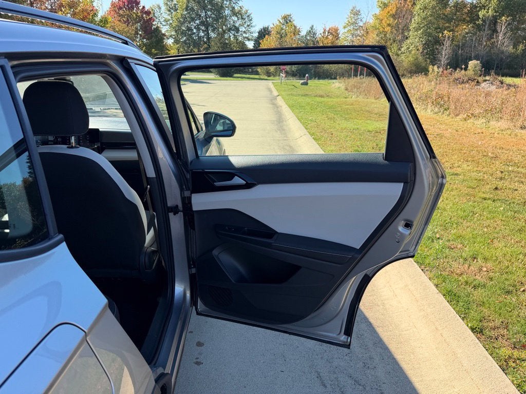 2025 Volkswagen Taos 1.5T S