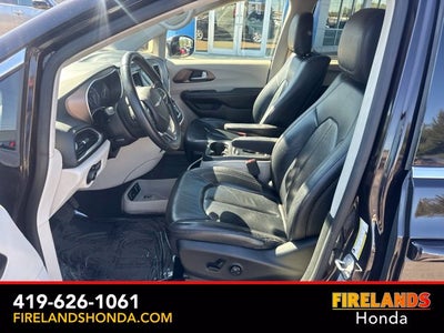 2017 Chrysler Pacifica Touring L Plus