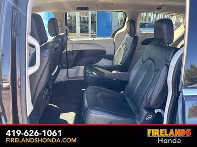 2017 Chrysler Pacifica Touring L Plus