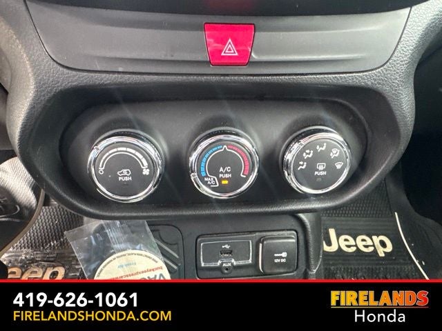 2016 Jeep Renegade Latitude 75th Anniversary Edition