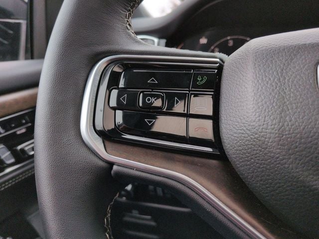 2023 Jeep Grand Wagoneer L Base