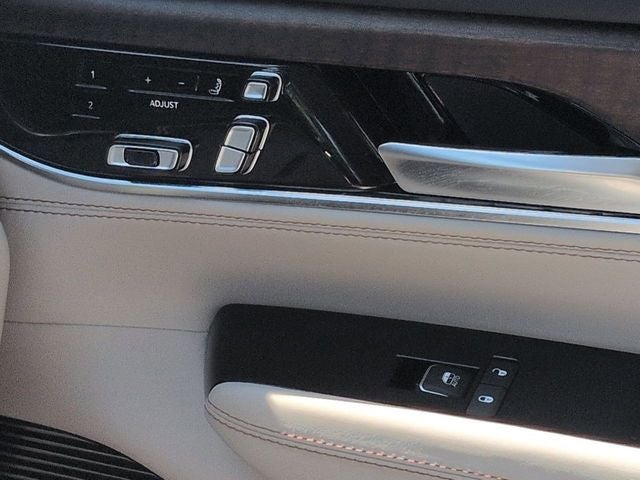 2023 Jeep Grand Wagoneer L Series II