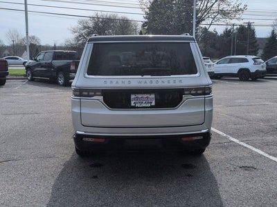 2023 Jeep Grand Wagoneer Base